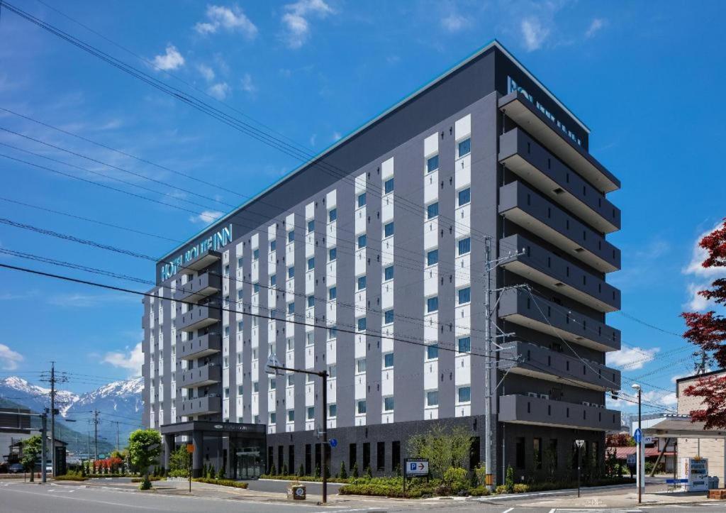 Hotel Route-Inn Shinano Omachi Ekimae Екстер'єр фото